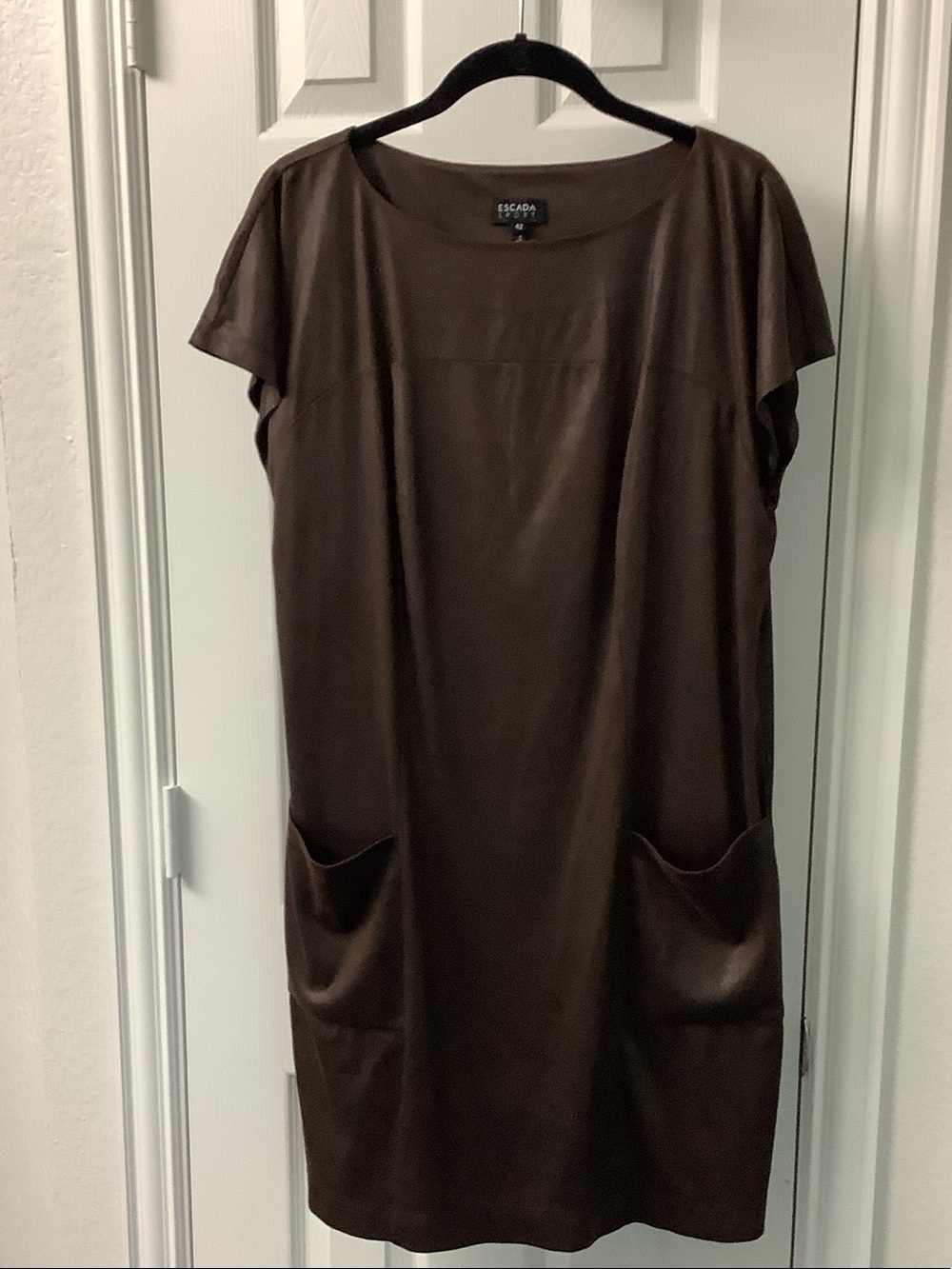 Escada Brown Short Sleeve Pocket Dress fully lined. Sz 42